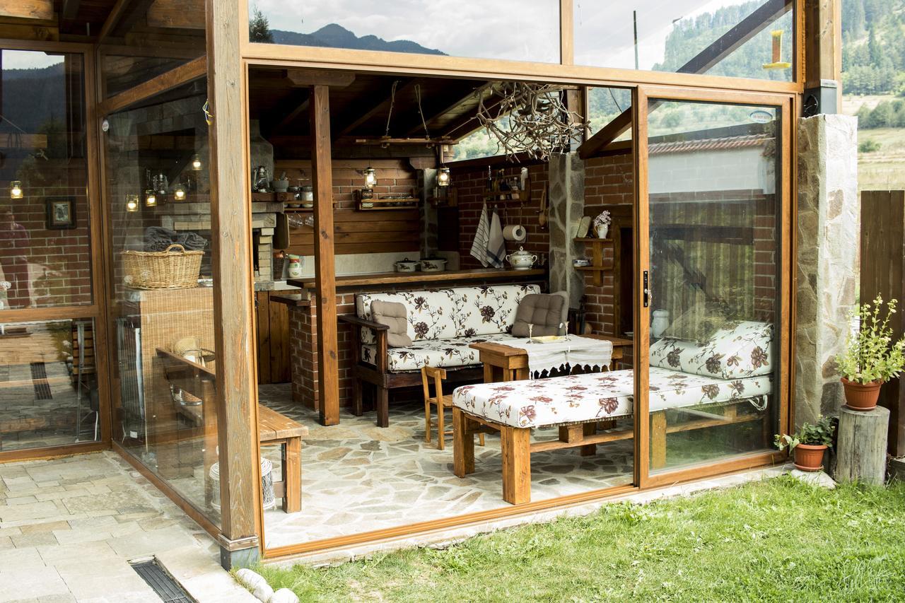 Boutique Hotel The White Pine Samokov Exterior photo